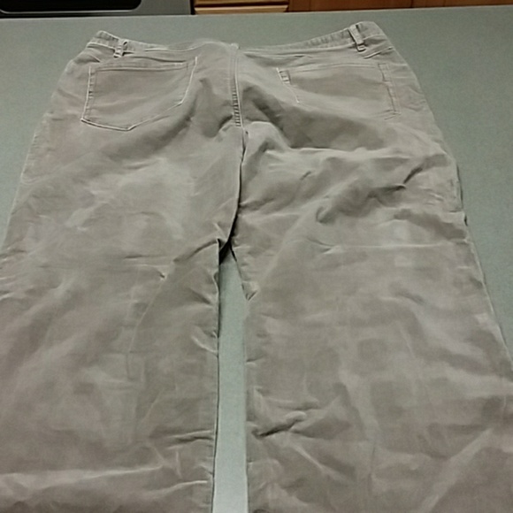 Pants - Picture 4 of 4